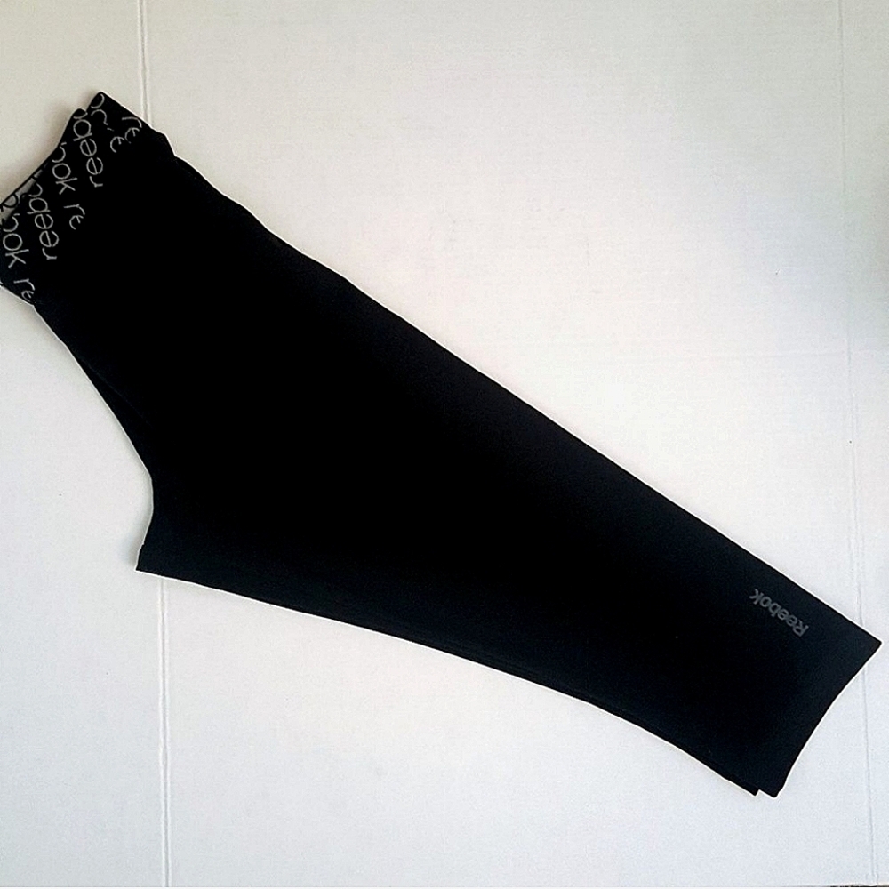 REEBOK Play Dry Cropped Black Workout Leggings S